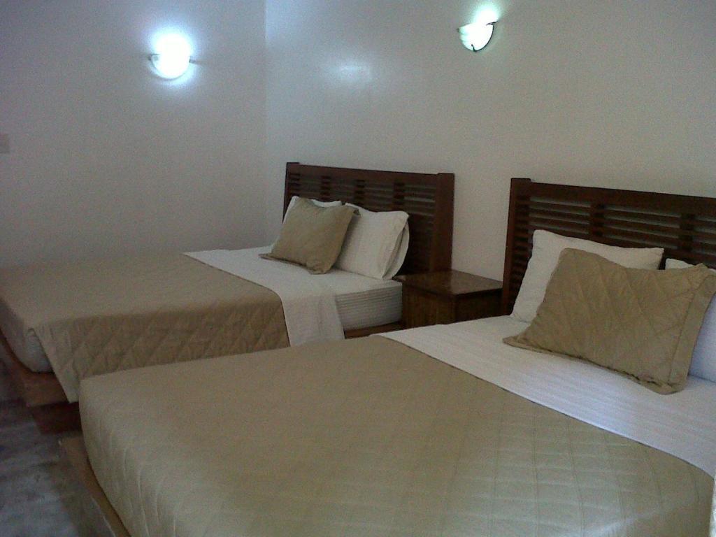 Beachcomber Resort Balabag  Habitación foto