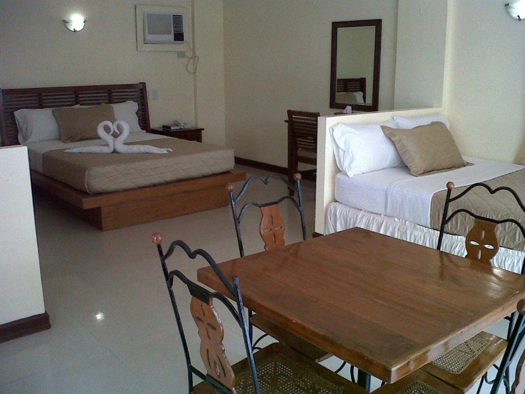 Beachcomber Resort Balabag  Habitación foto